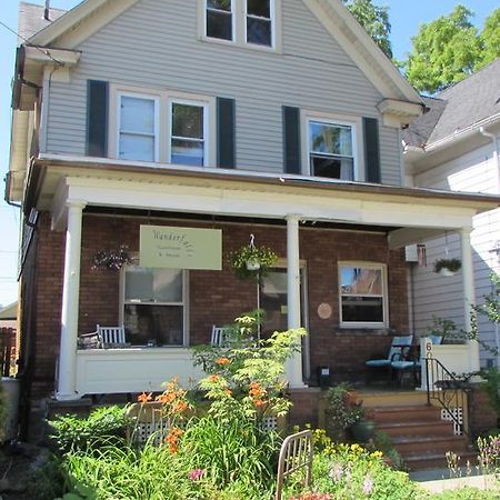 Wanderfalls Guesthouse & Hostel Niagarafallen Exteriör bild